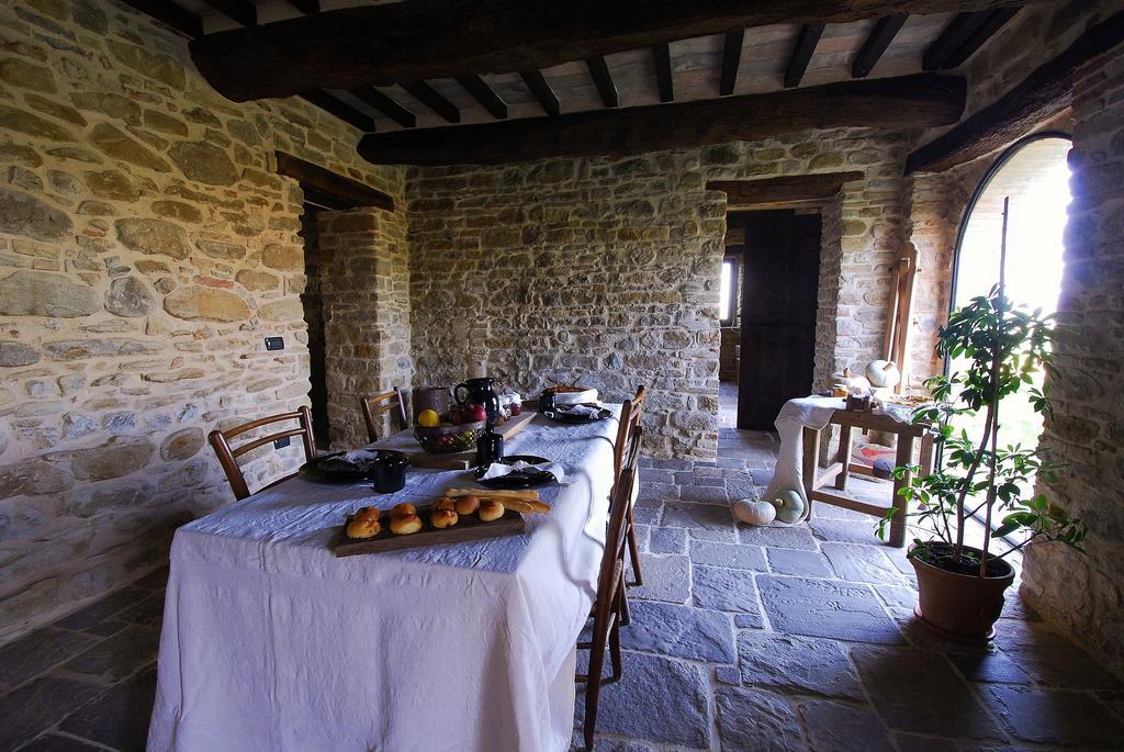 Gasthaus Il Capuccio San Lorenzo in Campo Exterior foto