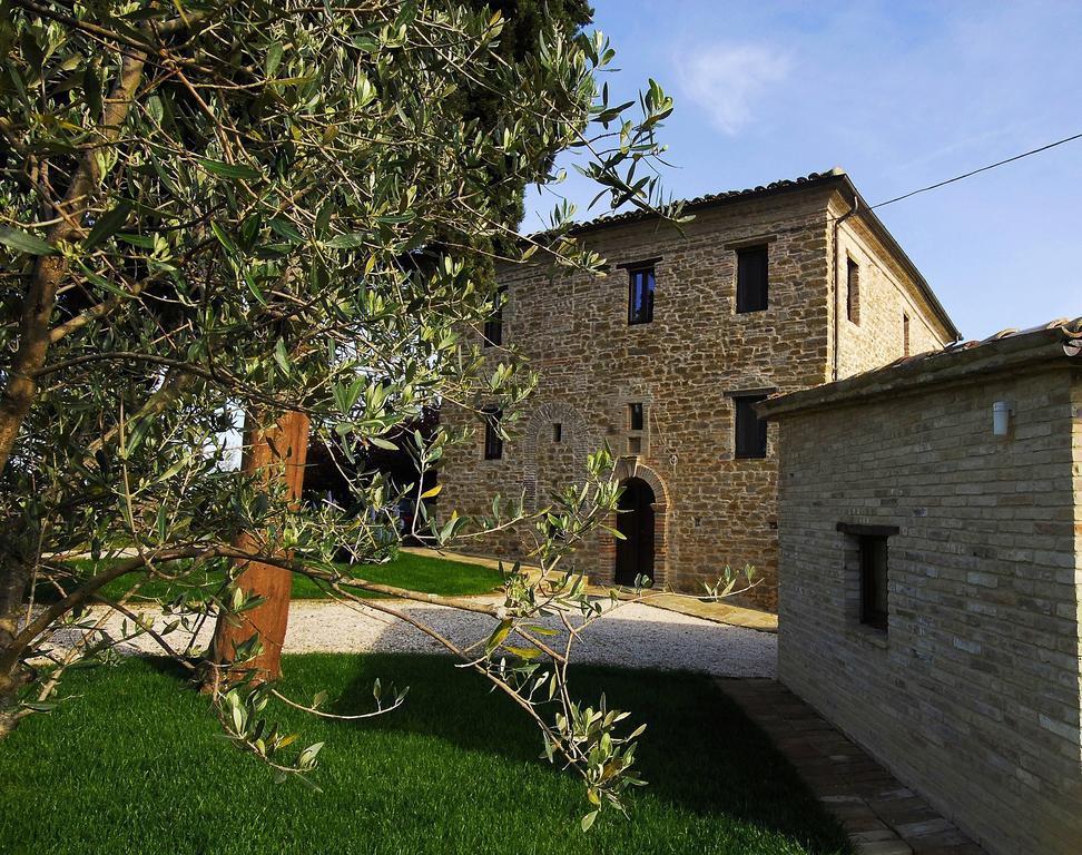 Gasthaus Il Capuccio San Lorenzo in Campo Exterior foto