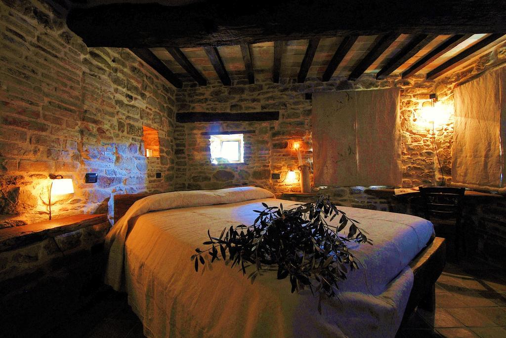 Gasthaus Il Capuccio San Lorenzo in Campo Zimmer foto
