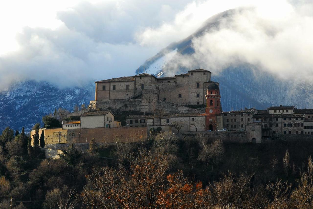 Gasthaus Il Capuccio San Lorenzo in Campo Exterior foto